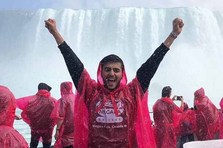 Niagara Falls Boat Cruise & Skylon Tower Experience photo 4