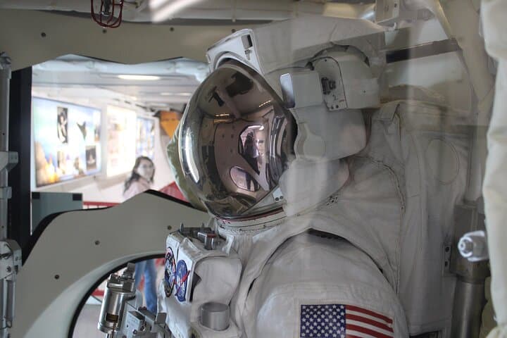 Houston NASA Space Center: Downtown Shuttle + General Admission photo 6