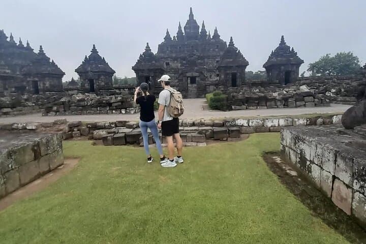 Cycle the Temples of Yogyakarta: Villages, Rice Fields & Temple Stops photo 6
