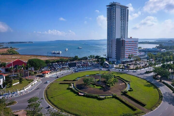 Full-Day Batam Private Tour from Singapore: Ferry, City Sights & 2-Hour Traditional Massage