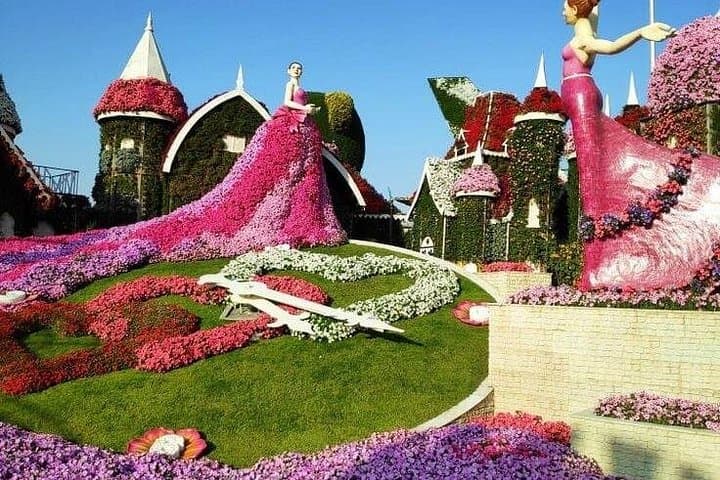 Explore Dubai Miracle Garden and Glow Garden: Seasonal Floral Spectacles & Eco-Art photo 4
