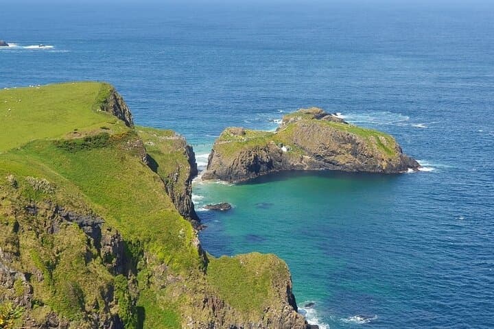 Five-Star Giant's Causeway & Belfast Luxury Private Excursion — Full-Day Private Tour photo 5
