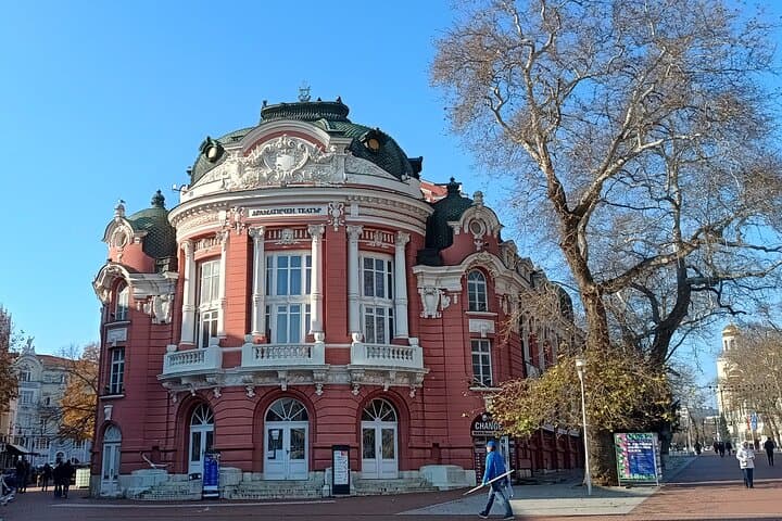 Half-Day Private Bike Tour of Varna — Coastal Sights & Roman Ruins photo 2