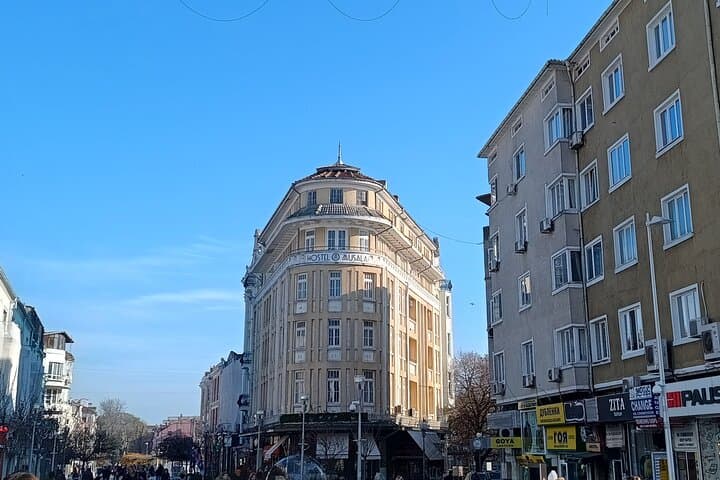 Half-Day Private Bike Tour of Varna — Coastal Sights & Roman Ruins photo 3