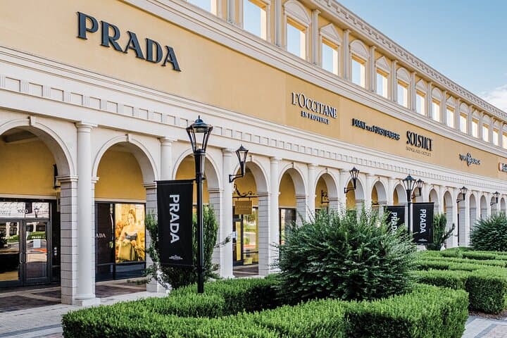 Austin to San Marcos Premium Outlets Private Shopping Tour photo 5