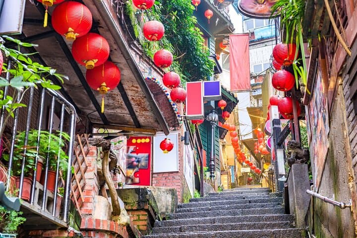 Private Jiufen & Yehliu Geological Park Day Tour from Taipei photo 2