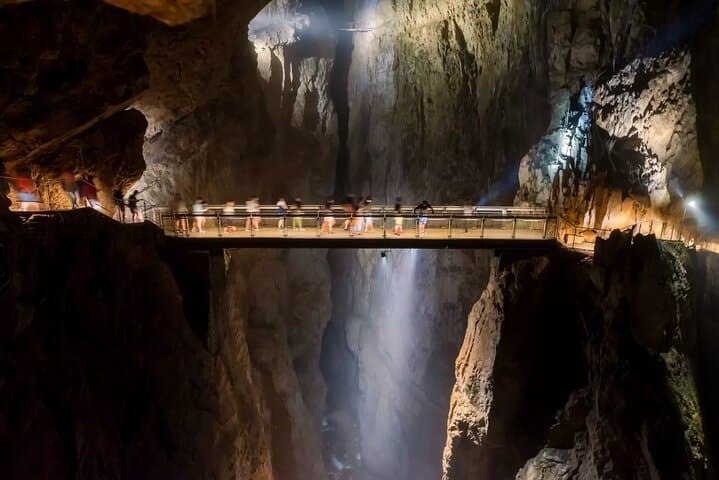 13-Day Slovenia Grand Tour: Alps, Karst, and Coast photo 2