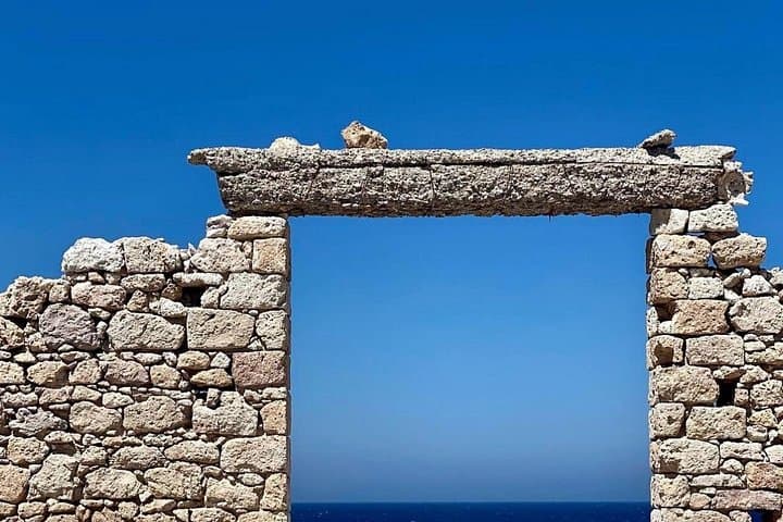 Milos Instagram Tour: Photo Stops at Sarakiniko, Papafragkas & Klima photo 6