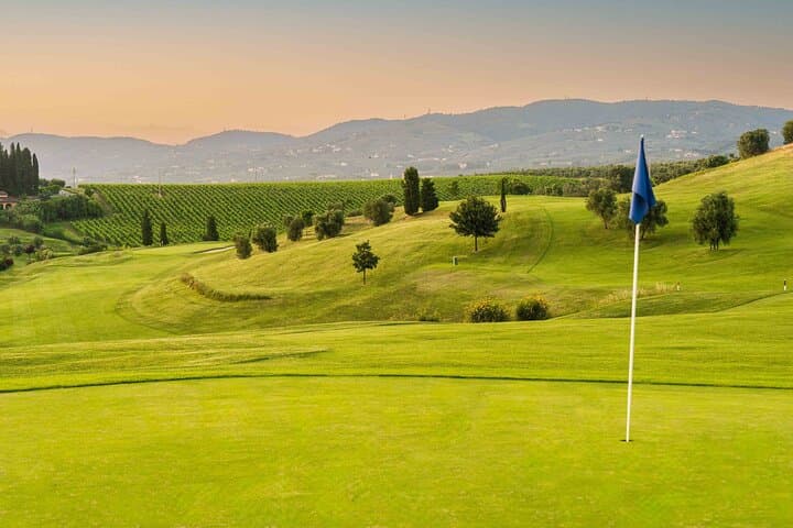 Half-Day Golf in Tuscany: Tee Off Among Vineyards Near Florence