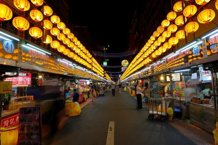 Private Tour to Jingtong, Pingxi & Jiufen Old Street — Day Trip from Taipei photo 5
