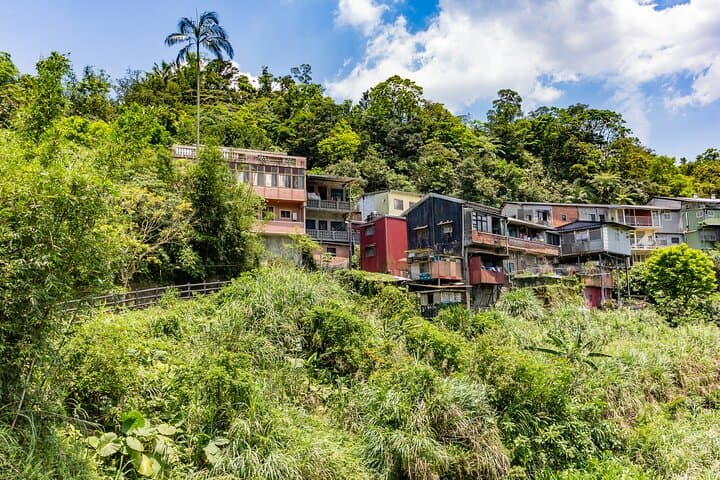 Private Tour to Jingtong, Pingxi & Jiufen Old Street — Day Trip from Taipei photo 6