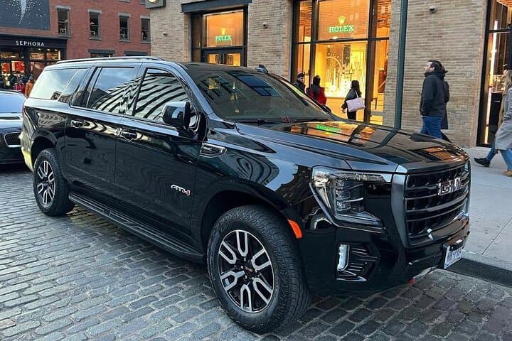 Private Round-Trip VIP Car Transfer JFK LGA EWR to Manhattan photo 5
