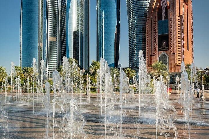 Half-Day Abu Dhabi City Tour: Sheikh Zayed, Corniche & Heritage photo 4