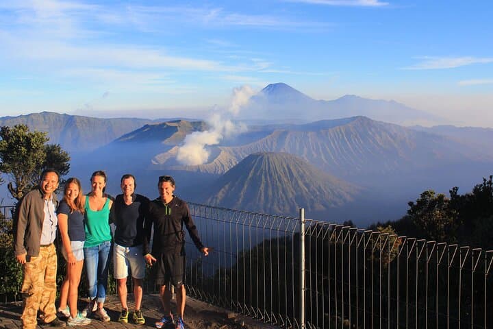 Comfortable Full-Day Private Bromo Jeep Tour — Penanjakan Sunrise & Mount Bromo