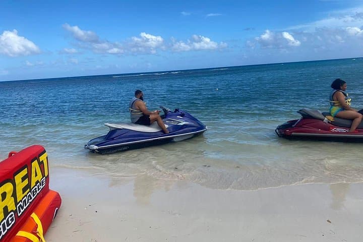 Montego Bay Jet Ski and Parasailing Adventure with Transport