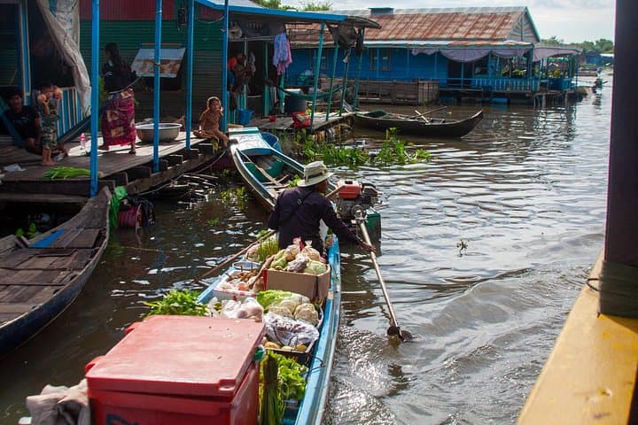 Kayaking the Mechrey Floating Village: Tonle Sap Day Tour from Siem Reap photo 3