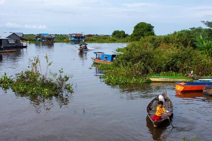 Kayaking the Mechrey Floating Village: Tonle Sap Day Tour from Siem Reap photo 4