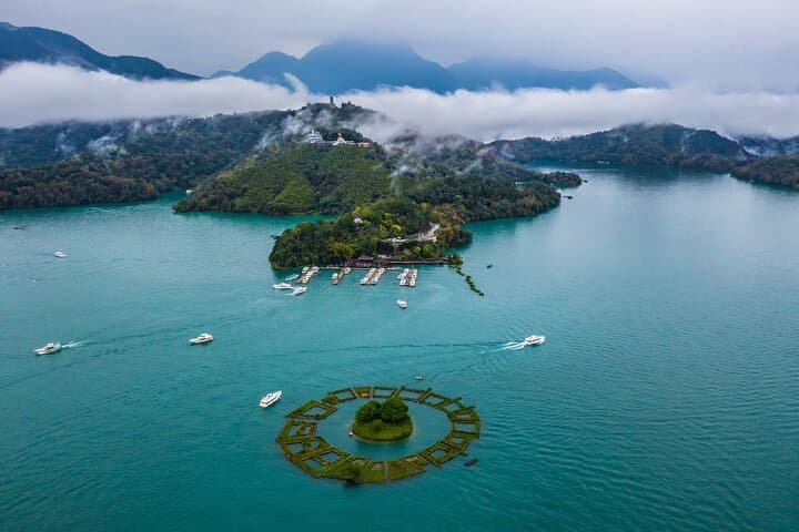 Private Sun Moon Lake Day Trip from Taipei — Wenwu Temple, Ropeway & Lakeside Walks photo 2
