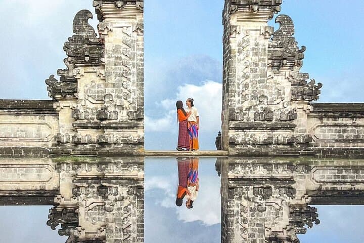 East Bali Full-Day Tour: Gate of Heaven, Tirta Gangga & Virgin Beach photo 4