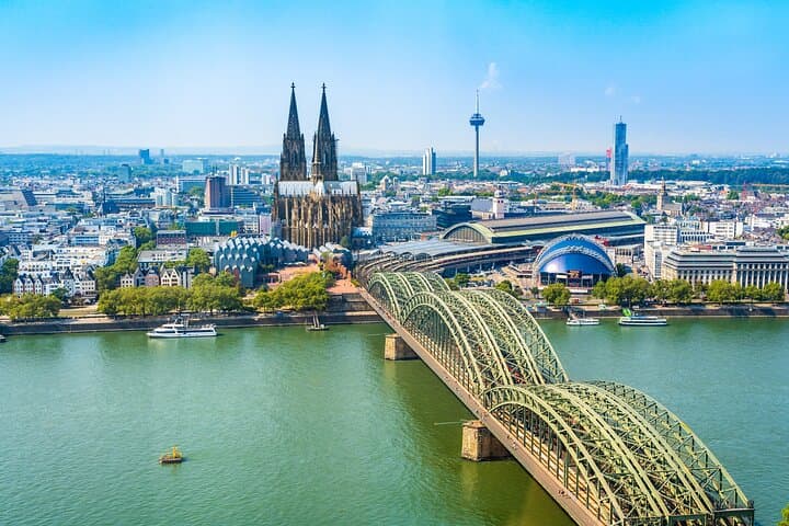Cologne Self-Guided City Walk with 7-Language Audio & GPS photo 5