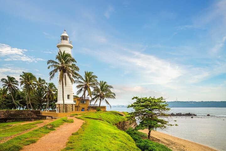 Galle Full-Day Private Tour from Colombo: Beaches, Fort & Turtle Conservation photo 2