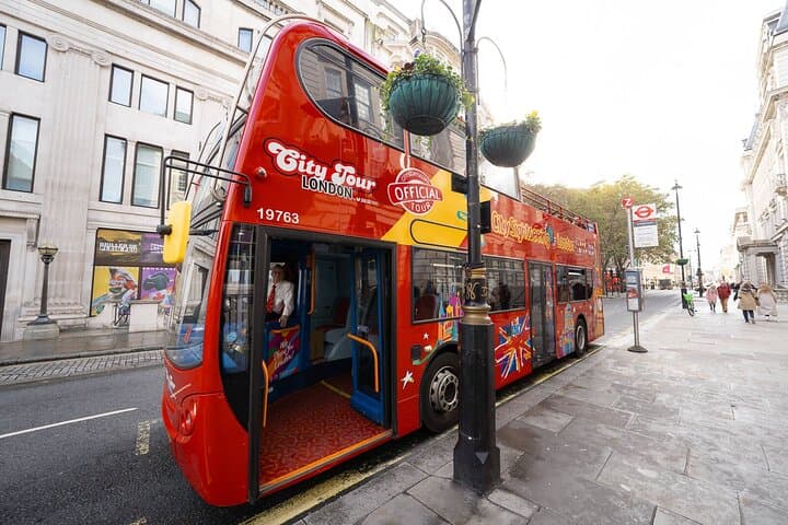 Hop-On Hop-Off London Bus: Sightseeing with Optional Thames Cruise photo 3