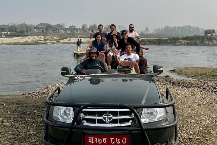 Explore Chitwan National Park: 3-Day Wildlife Safari in Nepal photo 4