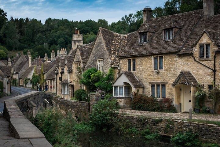 Cotswolds Day Tour from London: Burford, Bourton & Stow photo 5