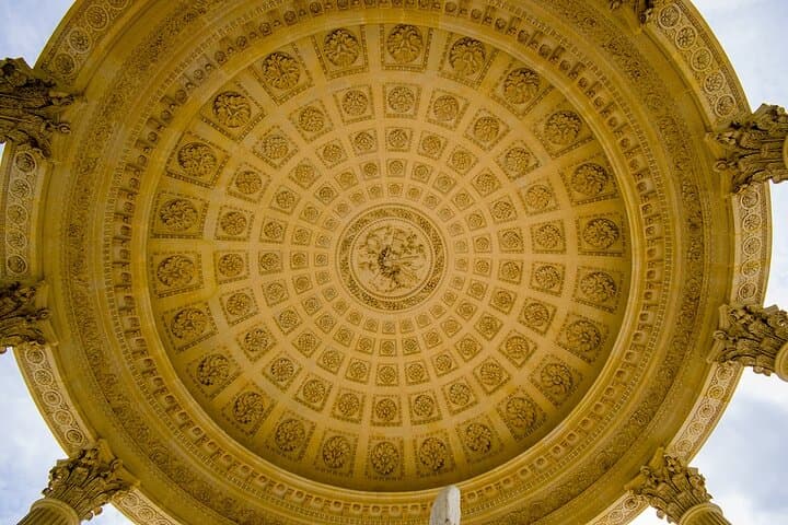 Private 4-Hour Tour: Marie Antoinette’s Petit Trianon & Queen’s Hamlet (Versailles) photo 3