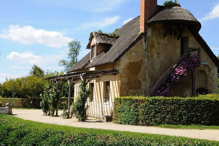 Private 4-Hour Tour: Marie Antoinette’s Petit Trianon & Queen’s Hamlet (Versailles) photo 6
