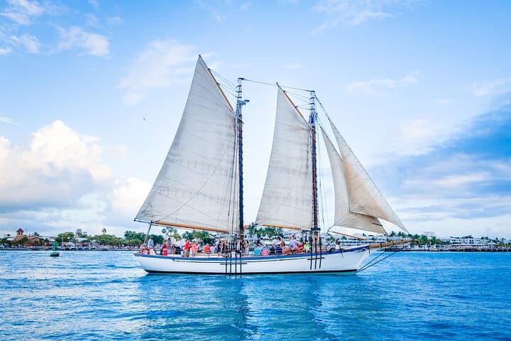 Key West Schooner Appledore Day Sail: Two-Hour Tall-Ship Cruise with Full Bar