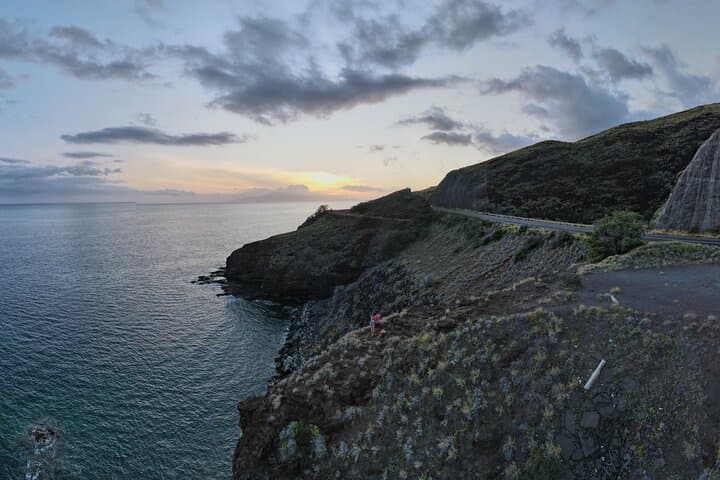 Maui Whale Watching and Drone Photoshoot: Cliffside Humpback Experience photo 4