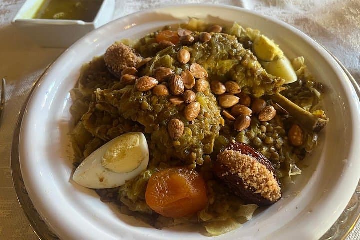 Casablanca Night Tour: Hassan II Mosque, Old Medina & Traditional Moroccan Dinner photo 4