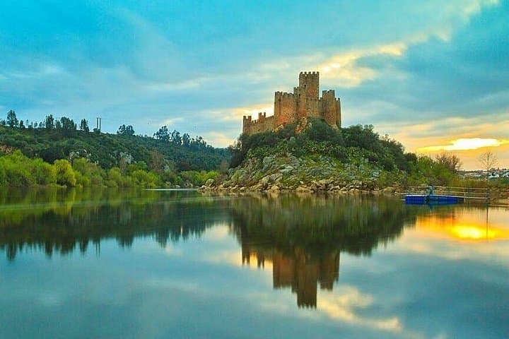 Knight Templar Portugal Private Tour: Almourol, Tomar & Convent of Christ photo 1