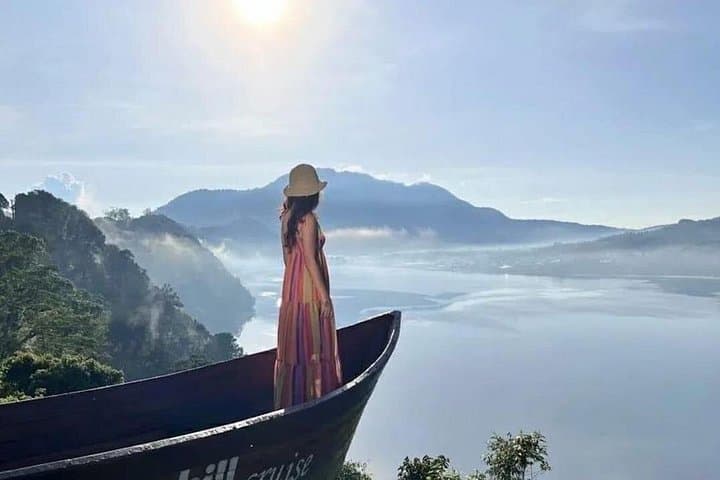 Full-Day Private Tour to Jatiluwih Rice Terrace, Ulun Danu & Banyumala Waterfall photo 4