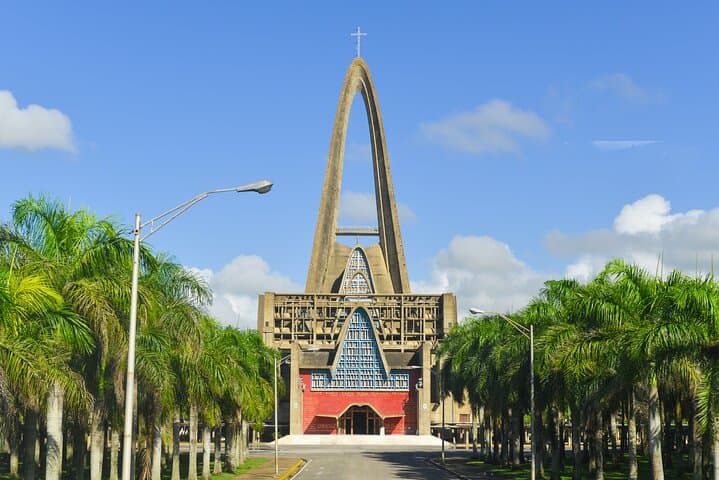 Punta Cana Half-Day Cultural Tour and Anamuya River Natural Slide