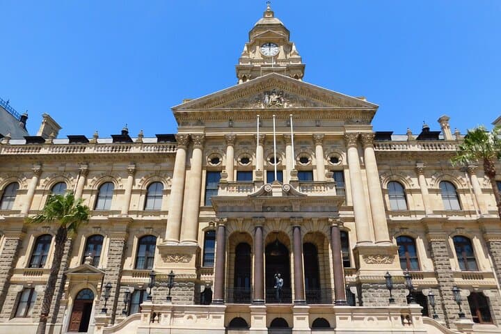 Private Cape Town City Tour: Table Mountain, Bo-Kaap & District Six in One Day photo 4