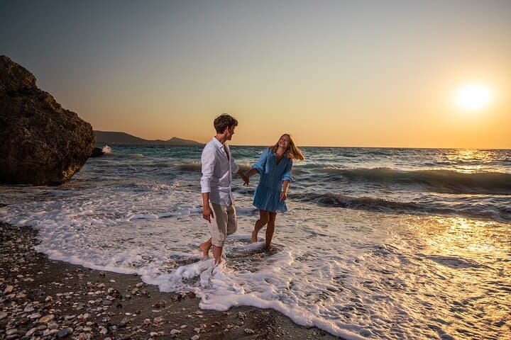 Heraklion Private Vacation Photoshoot: Hour-Long Professional City Session photo 5