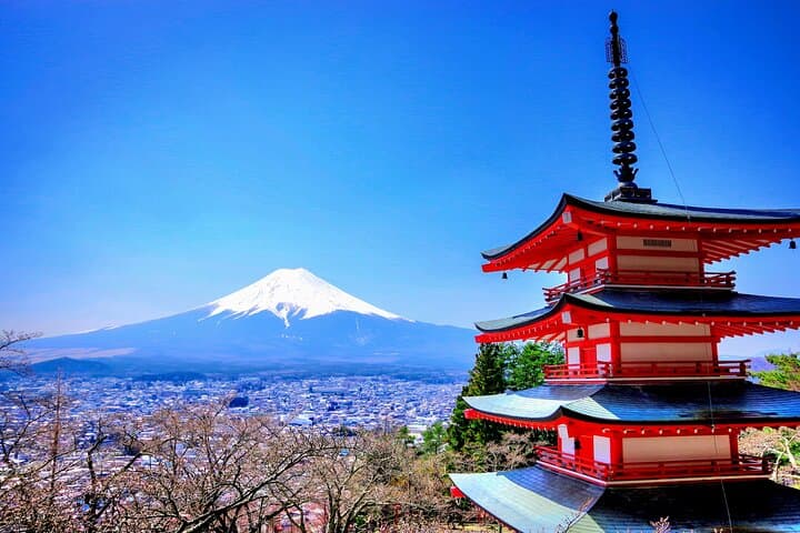 Mount Fuji & Hakone Day Tour from Tokyo: Ropeway, Lake Ashi Cruise & Owakudani