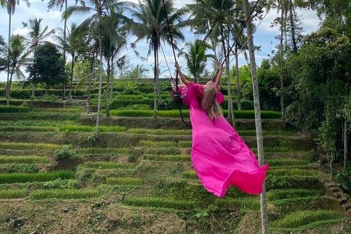 Ubud Electric Bike & Tegallalang Swing Adventure — Rice Terraces, Temples & Coffee photo 2