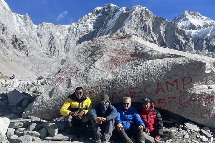 Everest Base Camp Trek: 15-Day High-Altitude Journey to Kalapathar photo 5