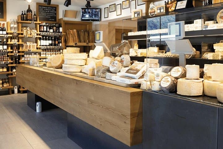 Valsassina E-bike Tour with Cheese Tasting: Pasturo to Taceno photo 2