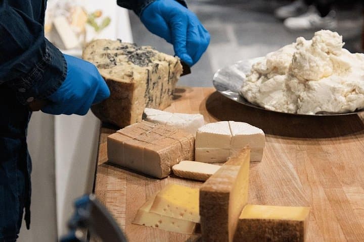 Valsassina E-bike Tour with Cheese Tasting: Pasturo to Taceno photo 6