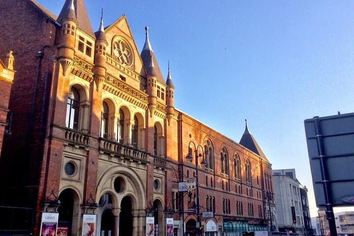 Leeds Self-Guided Scavenger Hunt: Explore City Sights and Hidden Gems photo 6
