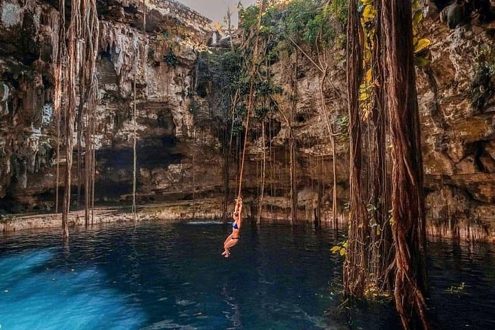 Chichén Itzá in a Day: Ruins, Cenote Swim and Valladolid Cultural Walk photo 3