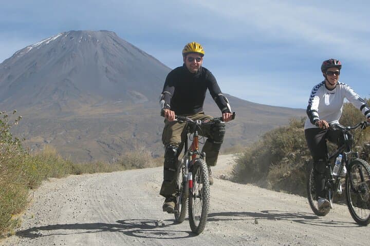 Mountain Biking Around Misti Volcano: Half-Day Arequipa Trail Ride