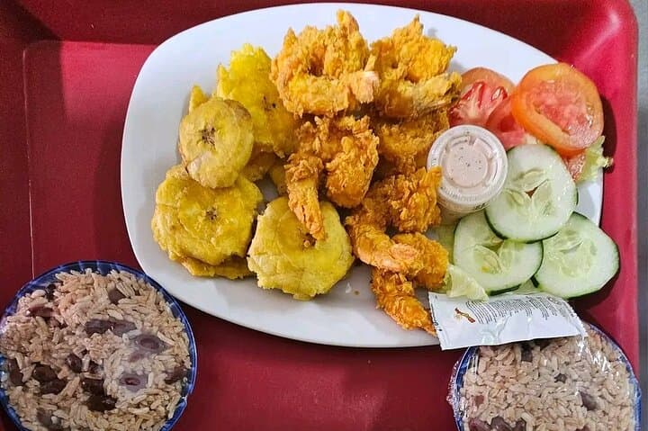 Roatán Mangrove Tunnel ATV Adventure with Community Visit, Lunch & Beach photo 5
