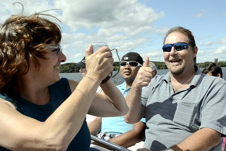 WildCat Speedboat Cruise: 1-Hour Singer Castle Express in 1000 Islands photo 5
