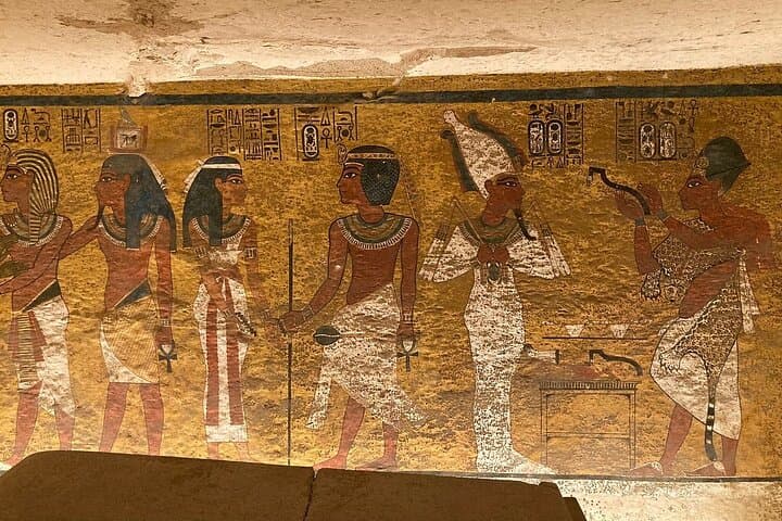 Luxor Private Tutankhamun & Dendera Temple Day Trip — Complete Guide photo 3