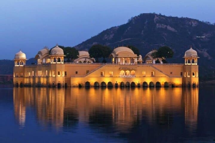 Golden Triangle Overnight: Delhi to Agra and Jaipur Two-Day Tour photo 6